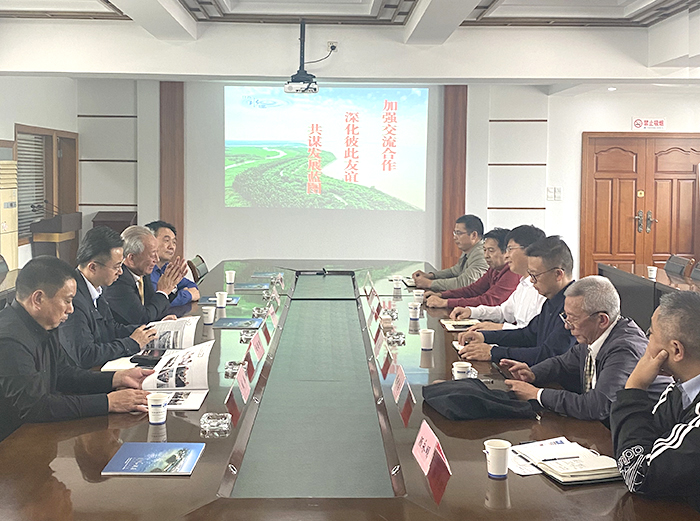 1602664009997042504.jpg 院长.jpg