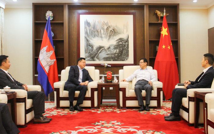 1686559844384085757.png 1严昊.png